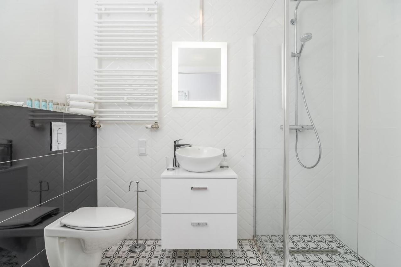 Botanic Gardens Apartment With Free Garage Wroclaw By Noclegi Renters Екстериор снимка