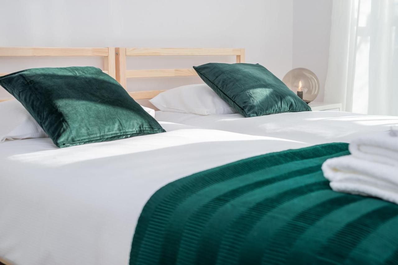 Botanic Gardens Apartment With Free Garage Wroclaw By Noclegi Renters Екстериор снимка