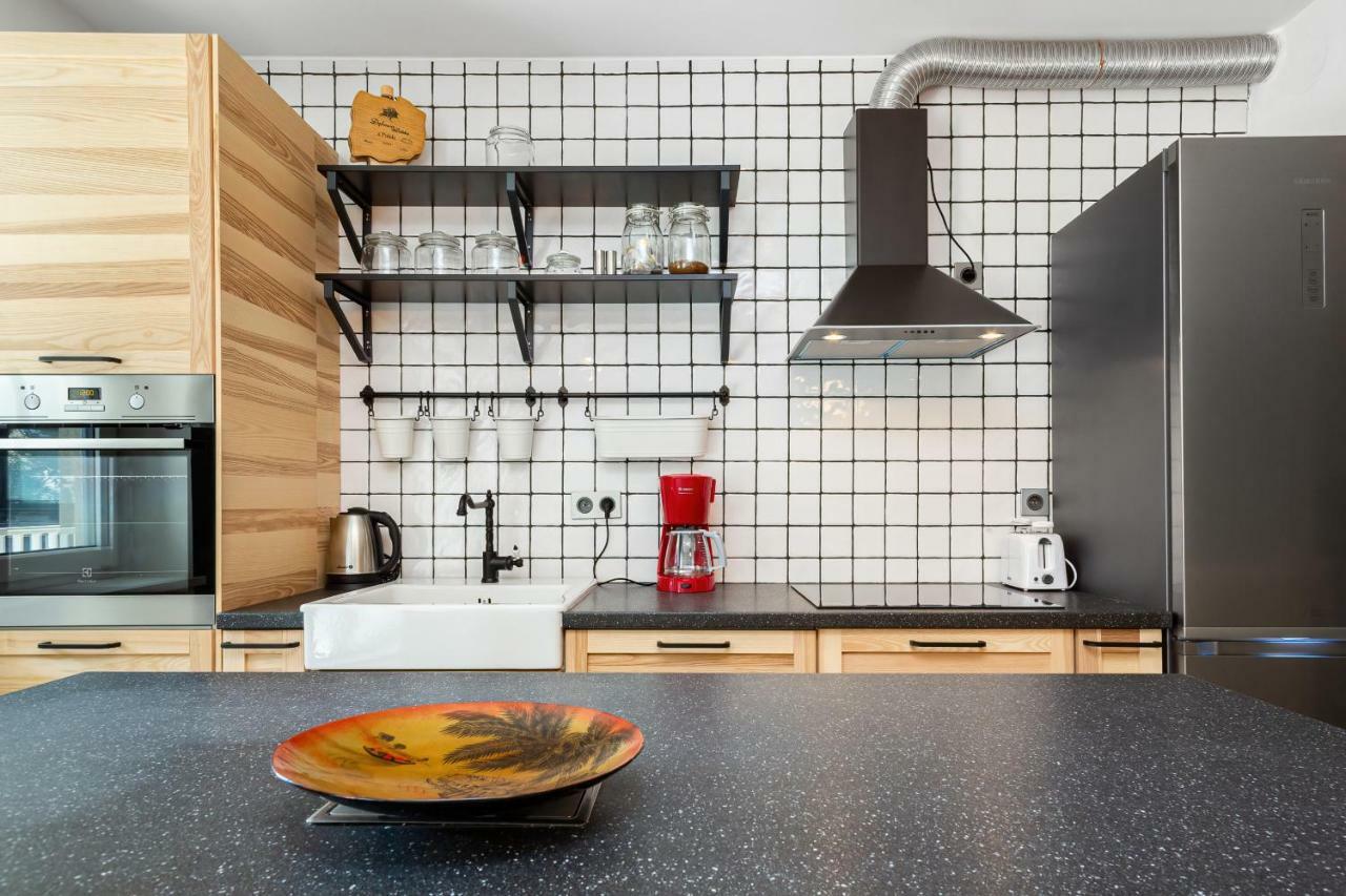 Botanic Gardens Apartment With Free Garage Wroclaw By Noclegi Renters Екстериор снимка